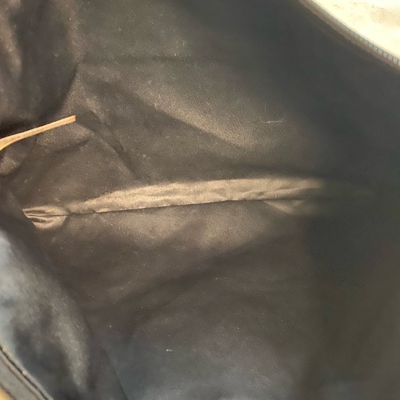 Auth Coach X-Large nylon pouch. Great to put in large totes. - Picture 4 of 4